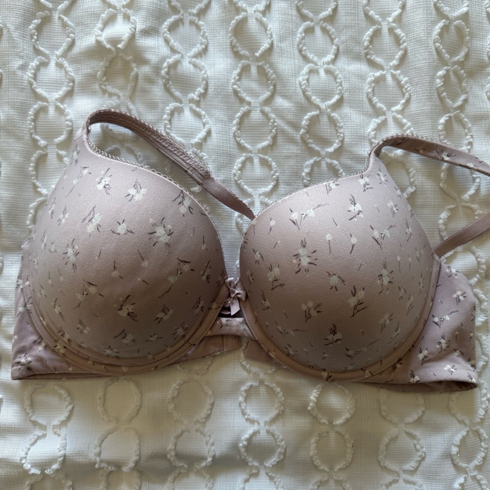 VS 36D bra NEVER WORN